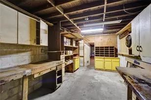 332 Bayberry Dr, Plantation, FL 33317 - Photo 59