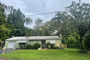 332 Bayberry Dr, Plantation, FL 33317 - Photo 1