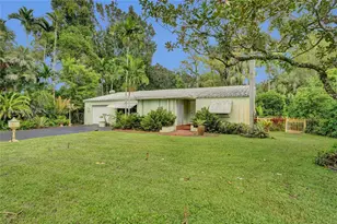 332 Bayberry Dr, Plantation, FL 33317 - Photo 9