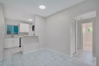 1945 Calais Dr #9, Miami Beach, FL 33141 - Photo 19