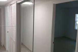 8405 NW 8th St, Miami, FL 33126 - Photo 7