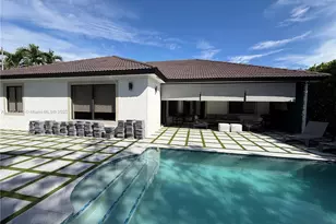 16326 N Mariposa Cir N, Pembroke Pines, FL 33331 - Photo 25