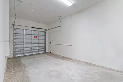 1100 SE 26th Ter, Homestead, FL 33035 - Photo 13