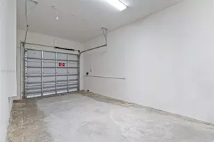 1100 SE 26th Ter, Homestead, FL 33035 - Photo 13