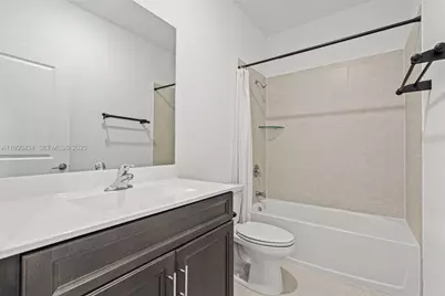 1100 SE 26th Ter, Homestead, FL 33035 - Photo 21