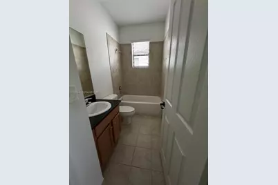 9079 SW 35th St, Miramar, FL 33025 - Photo 13