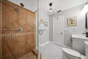 960 Bayberry Point Dr, Plantation, FL 33324 - Photo 43