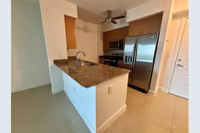 1830 Radius Dr #318, Hollywood, FL 33020 - Photo 9