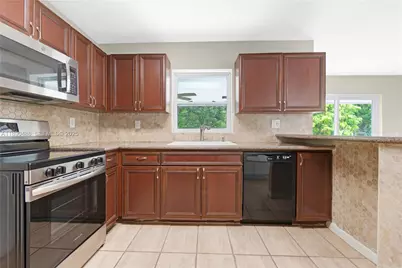 12950 SW 267th St, Homestead, FL 33032 - Photo 5