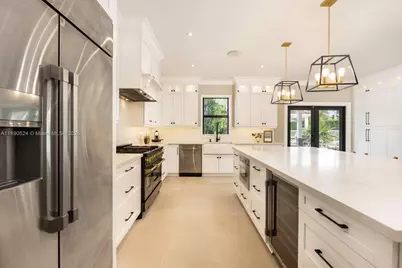 8521 SW 145th St, Palmetto Bay, FL 33158 - Photo 9