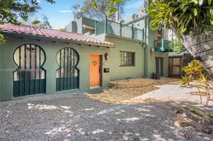 3650 N Bay Homes Dr, Miami, FL 33133 - Photo 37