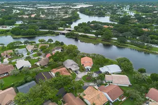 2330 Dover, Weston, FL 33326 - Photo 3