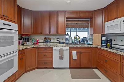 2330 Dover, Weston, FL 33326 - Photo 37