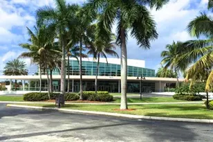 10540 E Clairmont Cir, Tamarac, FL 33321 - Photo 35