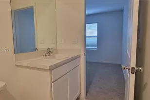 1461 NE 5th Ave, Florida City, FL 33034 - Photo 9