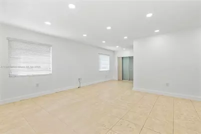 5633 SW 40th St #0, West Park, FL 33023 - Photo 5