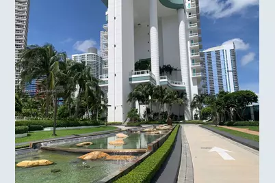 900 Brickell Key Blvd #2204, Miami, FL 33131 - Photo 29