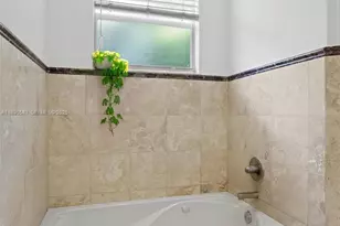 9339 SW 98th Pl, Miami, FL 33176 - Photo 17