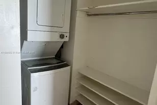 5401 E Collins Ave, Miami Beach, FL 33140 - Photo 23