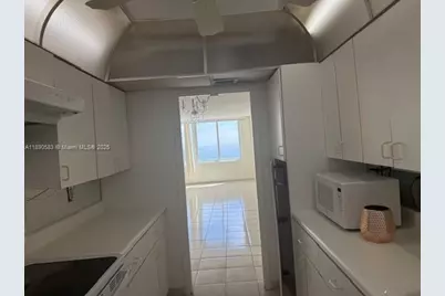 5401 E Collins Ave #1530, Miami Beach, FL 33140 - Photo 25