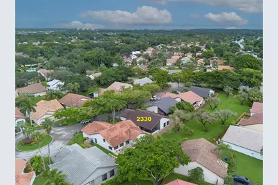 2330 Dover, Weston, FL 33326 - Photo 5