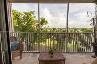 250 Jacaranda Dr, Plantation, FL 33324 - Photo 17