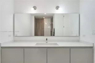 3301 NE 1st Ave, Miami, FL 33137 - Photo 23