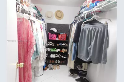 5005 Collins Ave #322, Miami Beach, FL 33140 - Photo 9