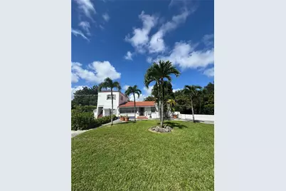 1105 NE 119th St #B, Biscayne Park, FL 33161 - Photo 1