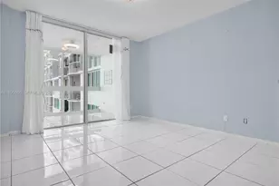 5401 Collins Ave, Miami Beach, FL 33140 - Photo 37