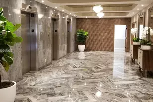 5401 Collins Ave, Miami Beach, FL 33140 - Photo 15