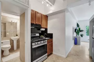 255 W 24th St, Miami Beach, FL 33140 - Photo 3