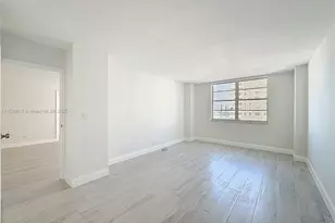 250 174th St, Sunny Isles Beach, FL 33160 - Photo 29