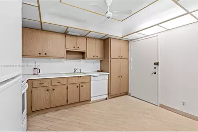 1600 S Ocean Dr #15J, Hollywood, FL 33019 - Photo 17