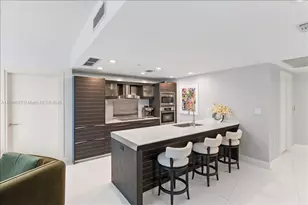 200 Biscayne Blvd Way, Miami, FL 33131 - Photo 9