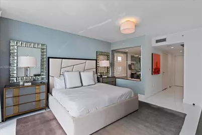 200 Biscayne Boulevard Way #3608, Miami, FL 33131 - Photo 13