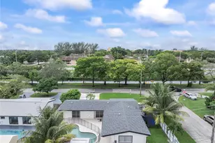 2261 Utopia Dr, Miramar, FL 33023 - Photo 7