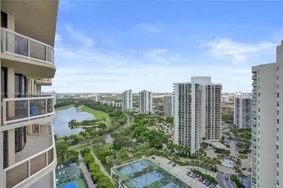 20191 E Country Club Dr #2606, Aventura, FL 33180 - Photo 43