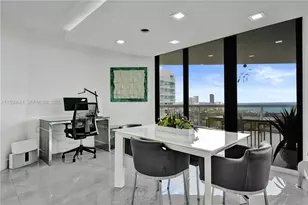 20191 E Country Club Dr, Aventura, FL 33180 - Photo 17