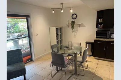 12 Madrid Ln #1-18, Davie, FL 33324 - Photo 5