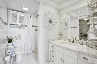 1889 S Ocean Dr #114, Hallandale Beach, FL 33009 - Photo 13