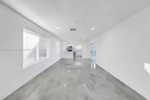 3210 N 72nd Way, Hollywood, FL 33024 - Photo 7