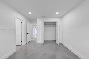 3210 N 72nd Way, Hollywood, FL 33024 - Photo 19