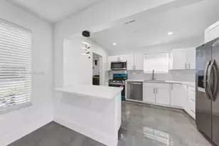 3210 N 72nd Way, Hollywood, FL 33024 - Photo 11