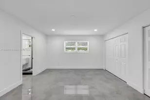 3210 N 72nd Way, Hollywood, FL 33024 - Photo 21