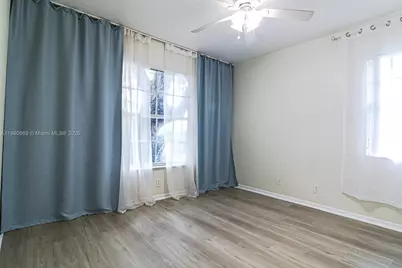 116 NW 6th Ave #, Dania Beach, FL 33004 - Photo 17