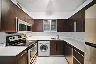 1500 Bay Rd, Miami Beach, FL 33139 - Photo 13