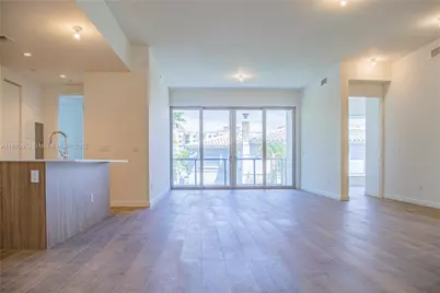 529 SW 11th St #203, Miami, FL 33129 - Photo 5