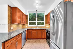 2000 N Bayshore Dr, Miami, FL 33137 - Photo 7