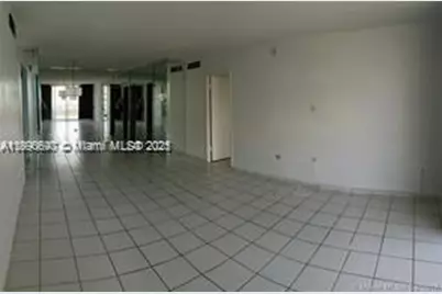 5555 Collins Ave #11U, Miami Beach, FL 33140 - Photo 9